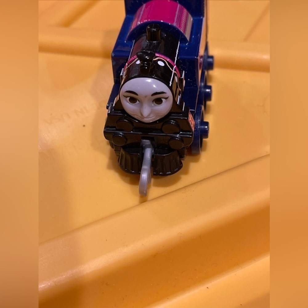 2015 Ashima Tank Engine Thomas the Train Diecast Plastic Hooks